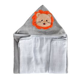 toalha-bebes-com-capuz-bordado-e-fralda-cinza-leaozinho-1