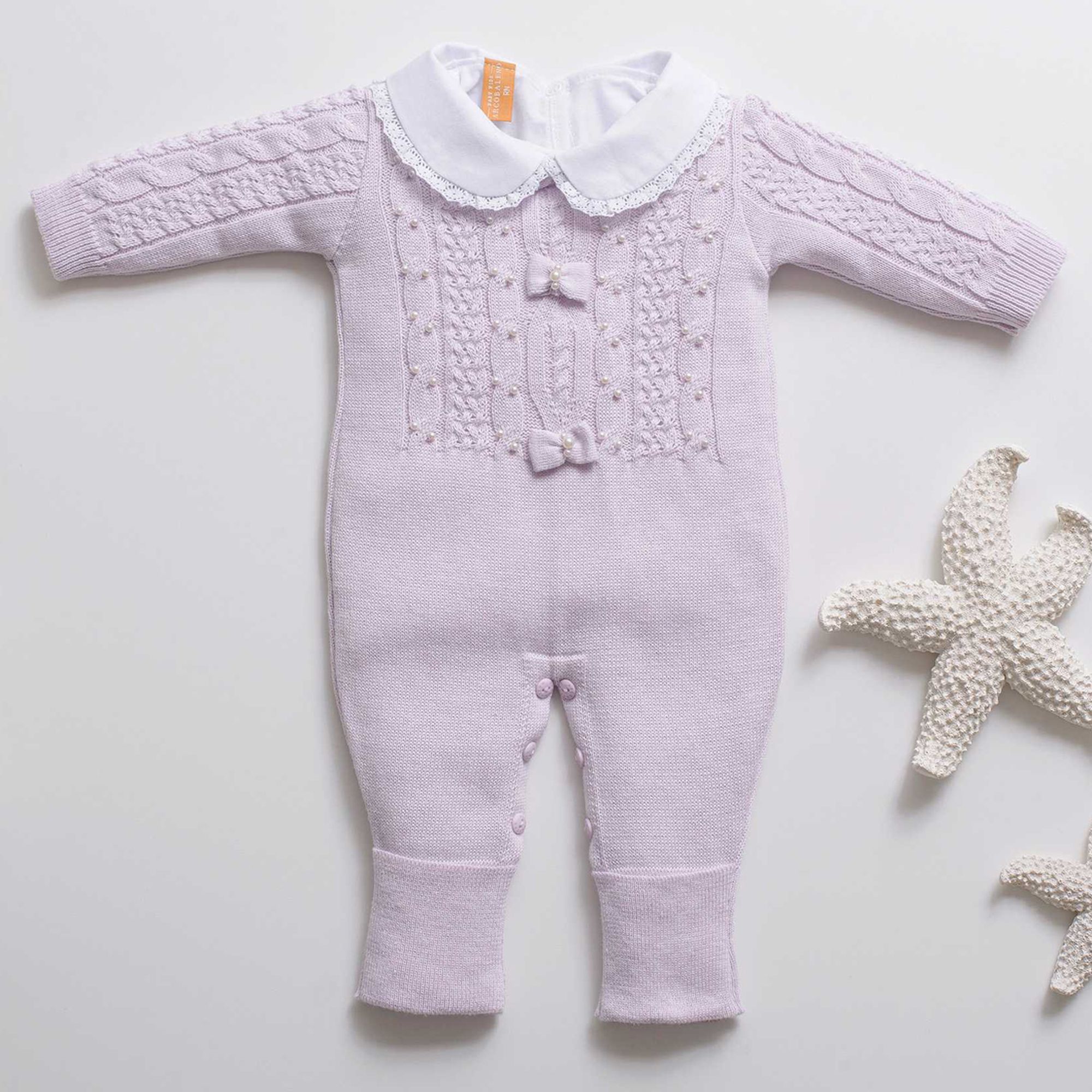conjunto-bebe-macacao-trico-lilas-e-body-gola-renda-1