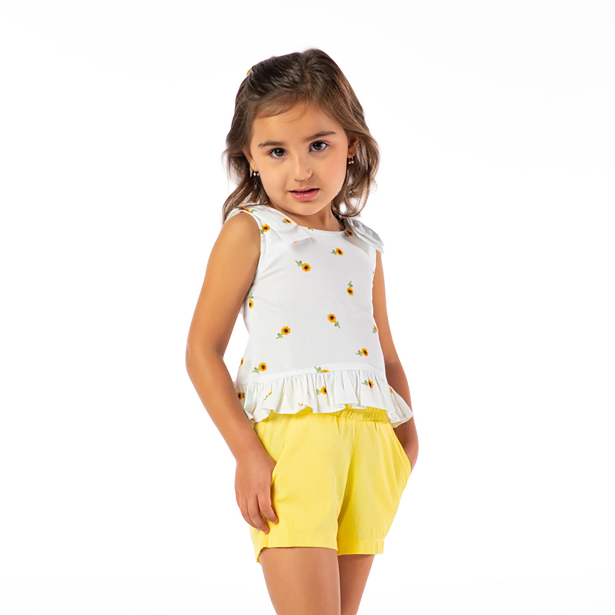 Conjunto-Meninas-Bata-Branca-Girassois-e-Short-Viscose-Amarelo-1