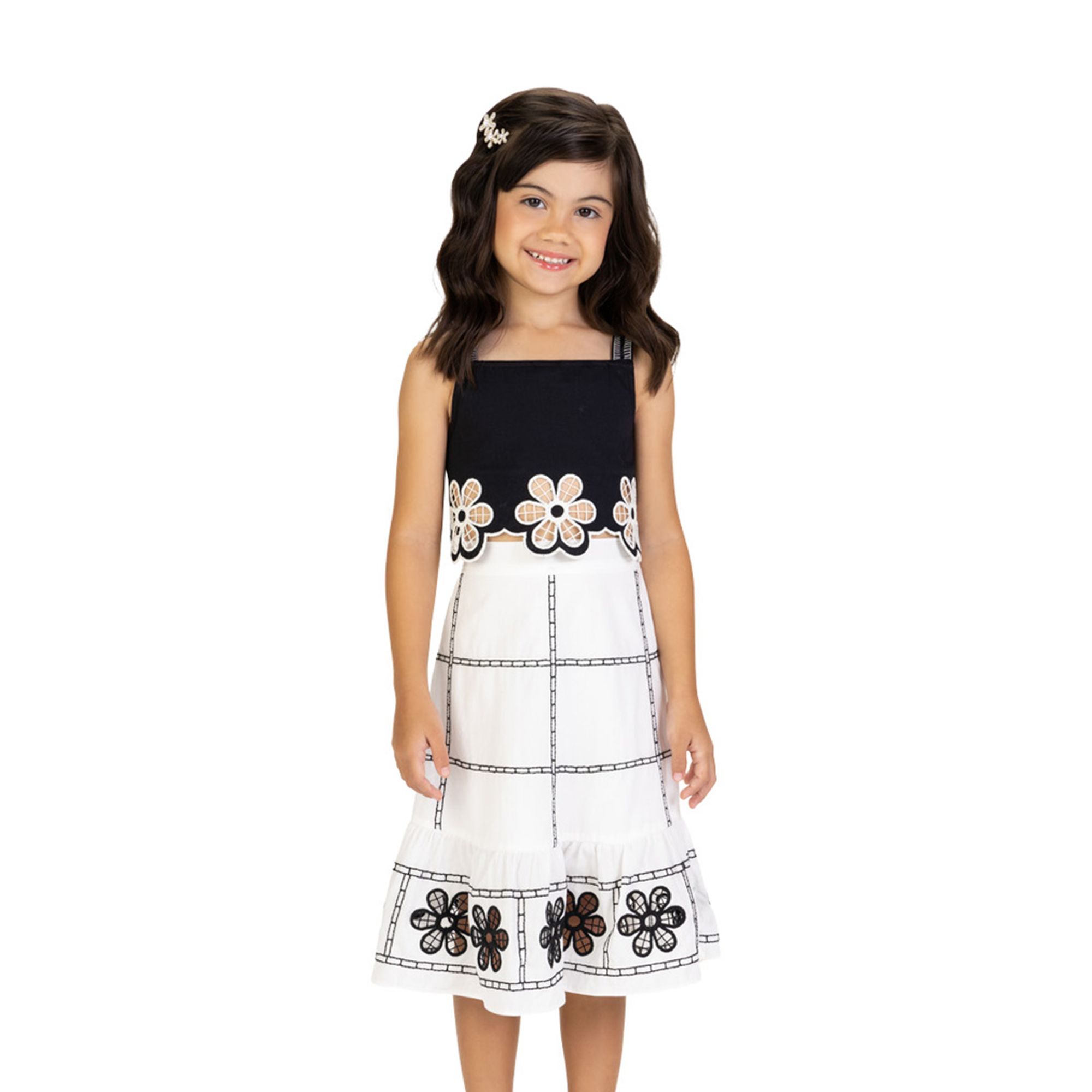 Conjunto-Meninas-Blusa-Boxy-Preta-e-Saia-Midi-Cambraia-Branca-Bordada-1