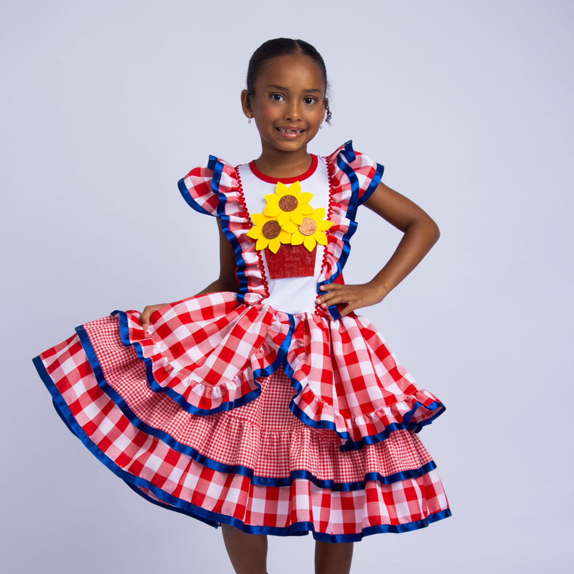 Vestido-Infantil-Junino-Vaso-Flor-Xadrez-Vermelho-Fita-Cetim-Azul-1