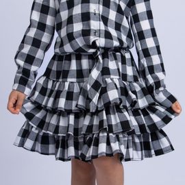 -Saia-Infantil-Junina-Flanela-Xadrez-Preta-e-Branca-Babados-1