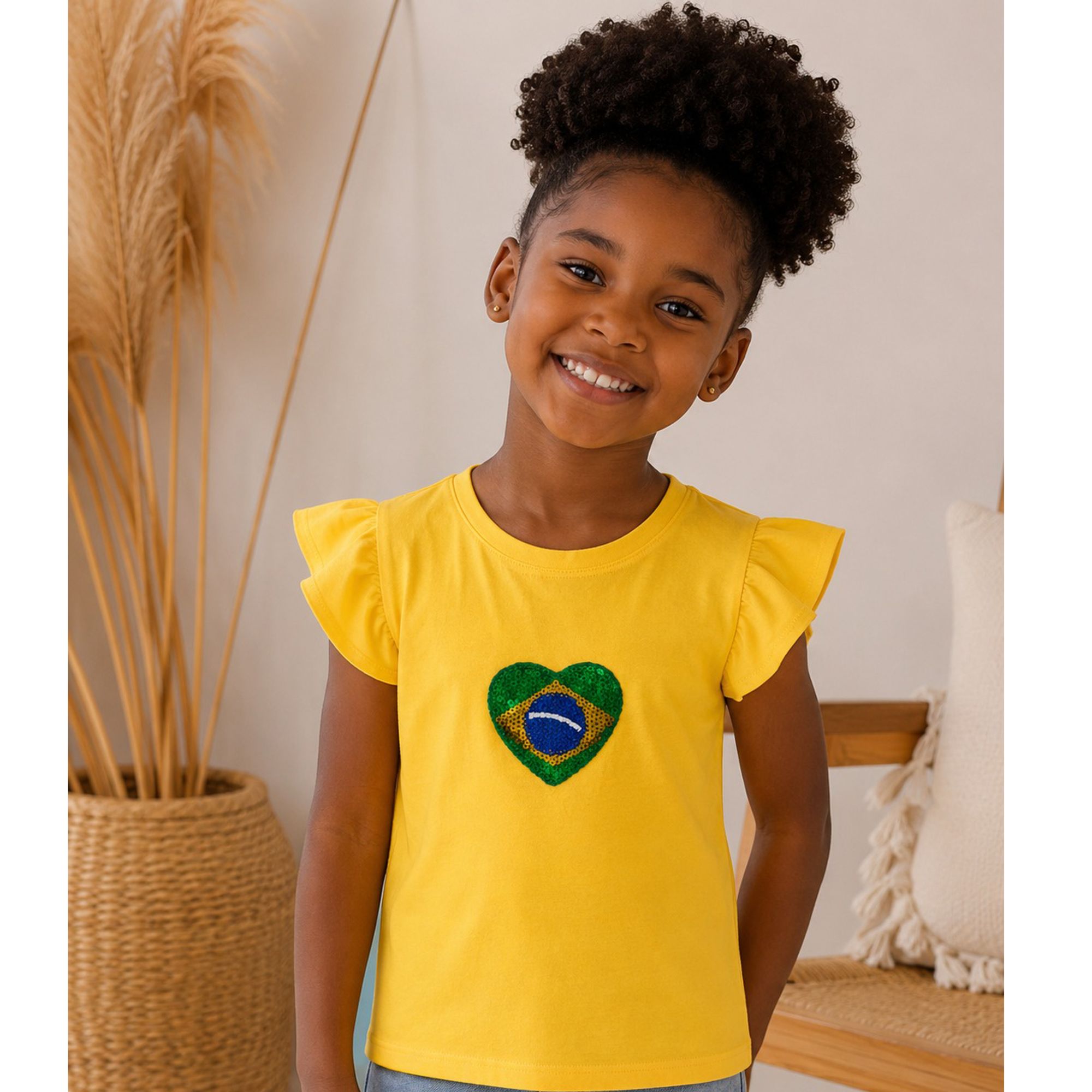 camiseta-meninas-manga-curta-copa-coracao-lantejoulas-brasil