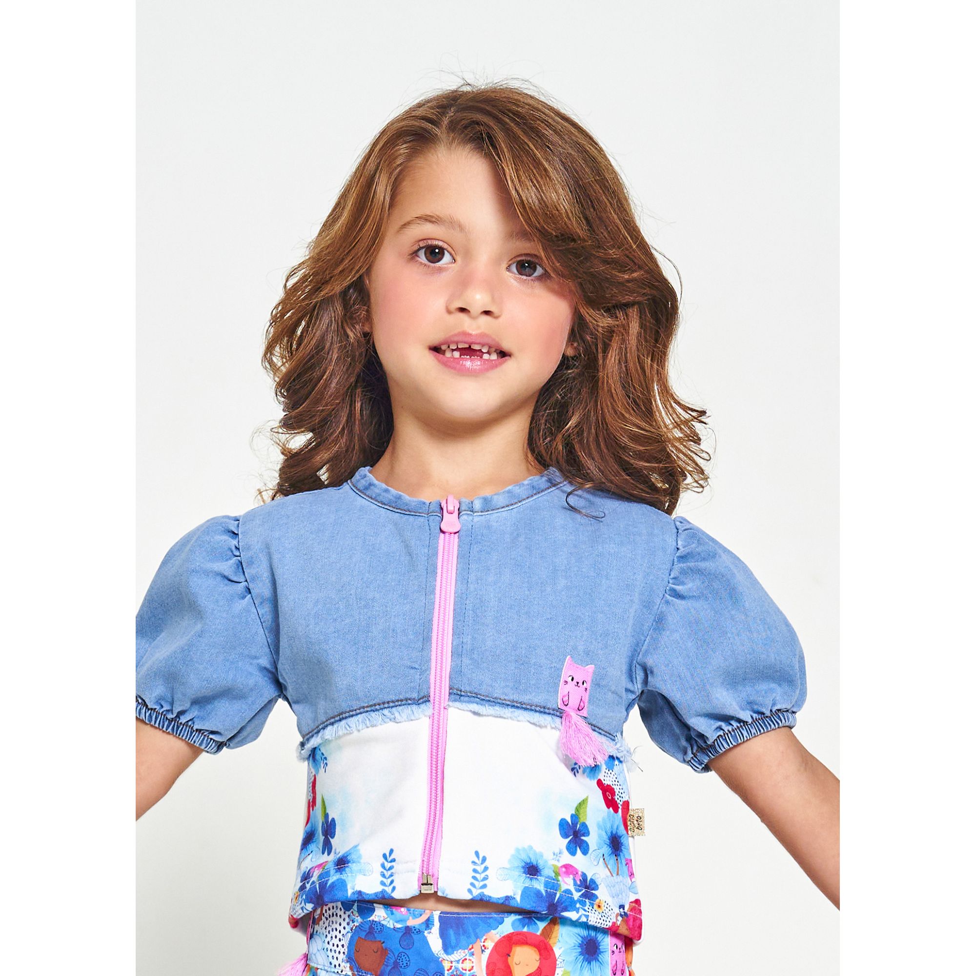 Blusa-Meninas-Ziper-Manga-Curta-Jardim-Real-Jeans-e-Branco-Alphabeto-1