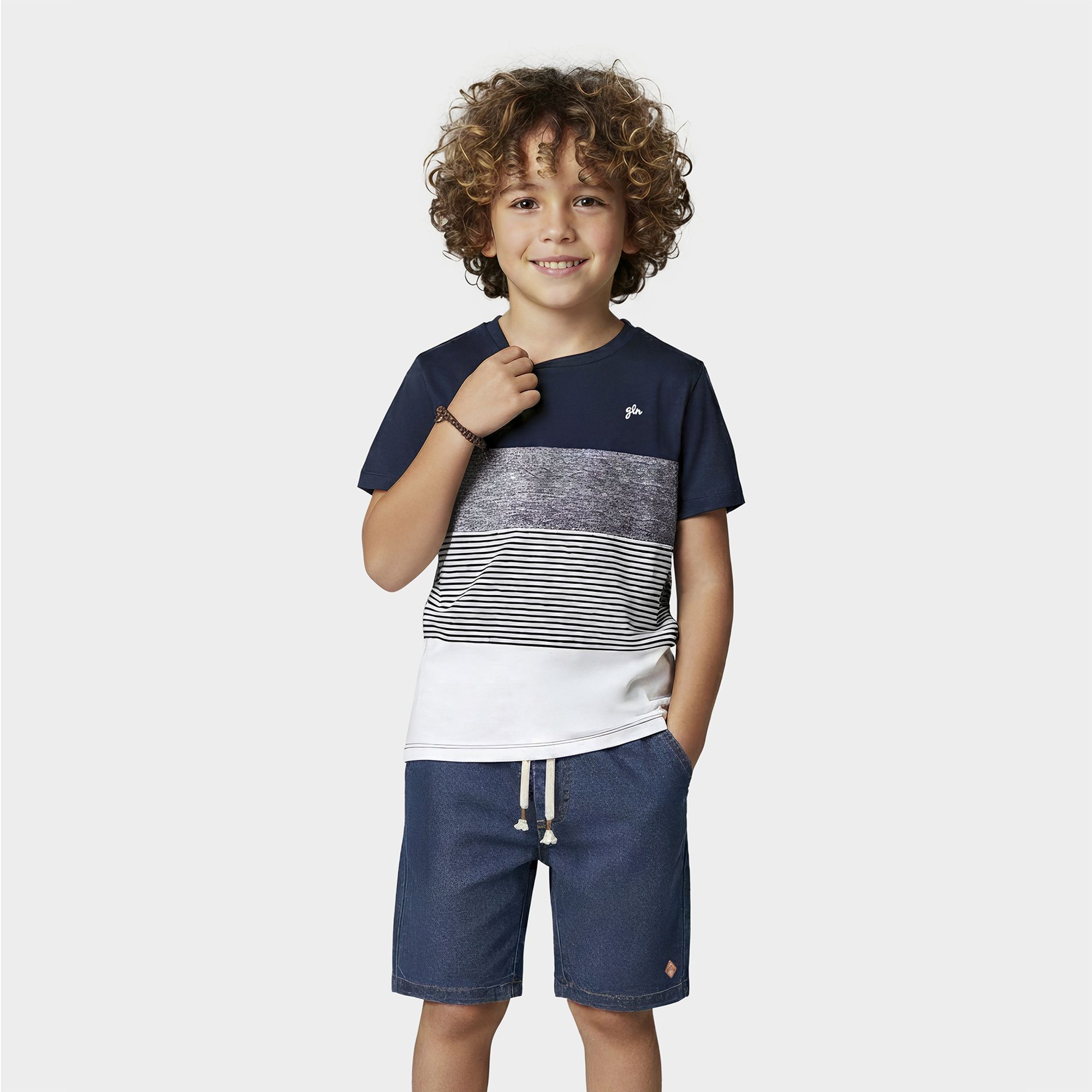 -Conjunto-Meninos-Camiseta-Azul-Faixas-e-Bermuda-Jeans-1