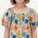Vestido-Meninas-Fabula-Malha-Bege-Borboletas-Coloridas-Voadoras-3