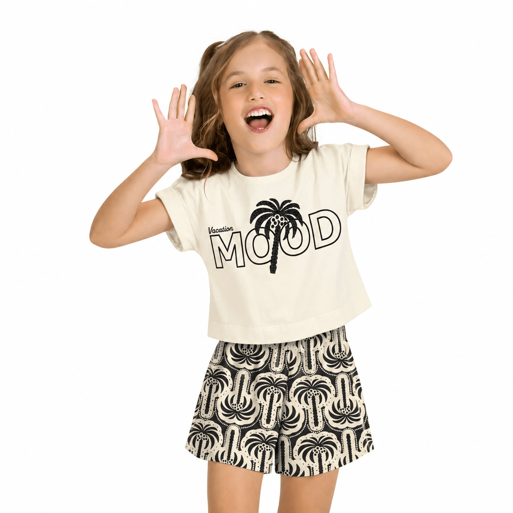 Conjunto-Meninas-Blusa-Bege-Whey-Mood-e-Short-Coqueiros